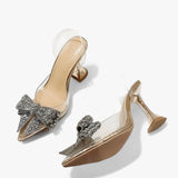 Fijne pumps van kristal met pailletten en strik - Glamoureuze elegantie en schitterende pracht voor dames