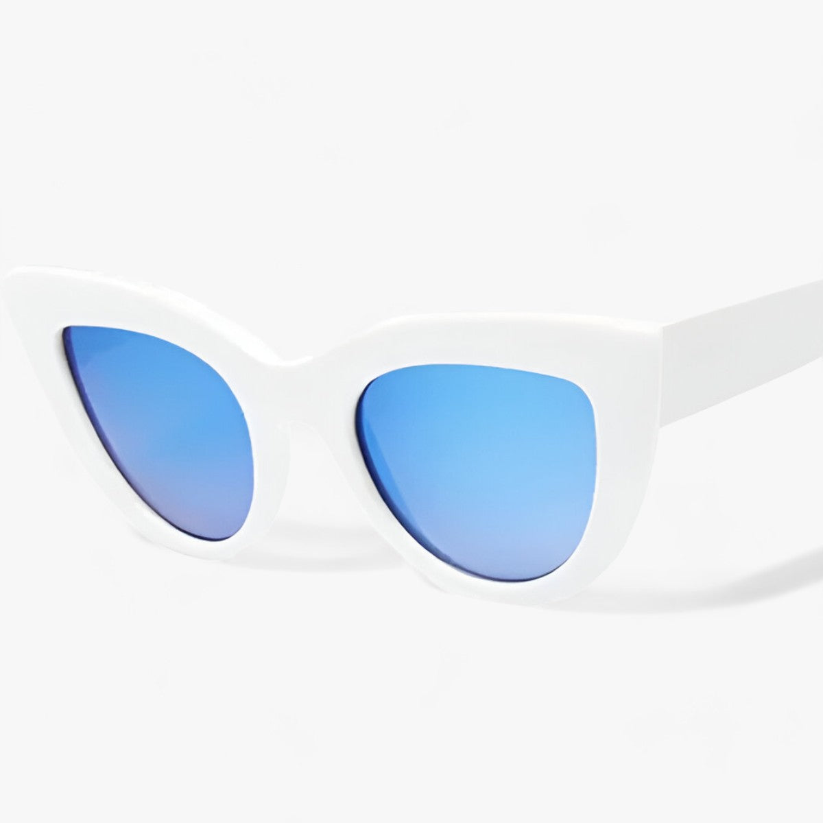 Occhiali da sole cat-eye senza tempo ed per un'apparizione di stile Donna - BiancoBlu - 52mm 63mm ADULT Anti-reflective apparizione CAT EYE CE DITUIEO donna EYEWEAR Mainland China MIRROR occhiali occhiali sole Plastic Polycarbonate sole stile sunglasses tempo UV400 WOMEN - Concept Palermo