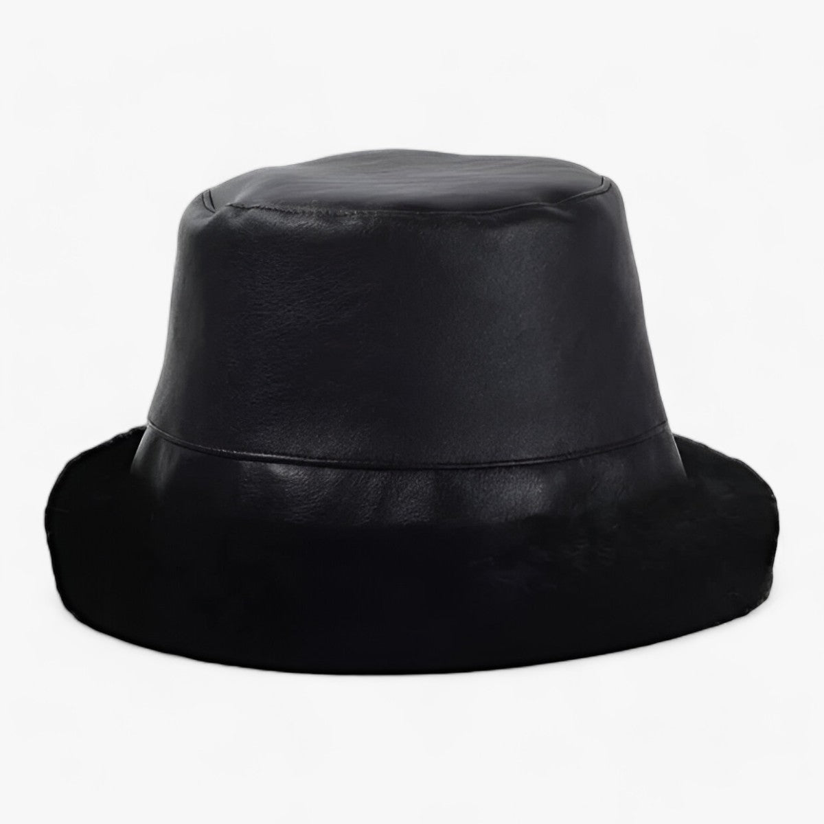Cappello in pelliccia invernale morbido - Per calore e comfort avvolgenti - Nero - 2011242 ADULT avvolgenti bucket hats calore cappello cappello pelliccia Casual comfort Faux Leather Flat Fur invernale Keep warm Mainland China maxie | cappello in pelliccia invernale morbido - per calore e comfort avvolgentihats - €25 MAXSITI U OUTDOOR Patchwork pelliccia Spring2021 winter WOMEN - Concept Palermo