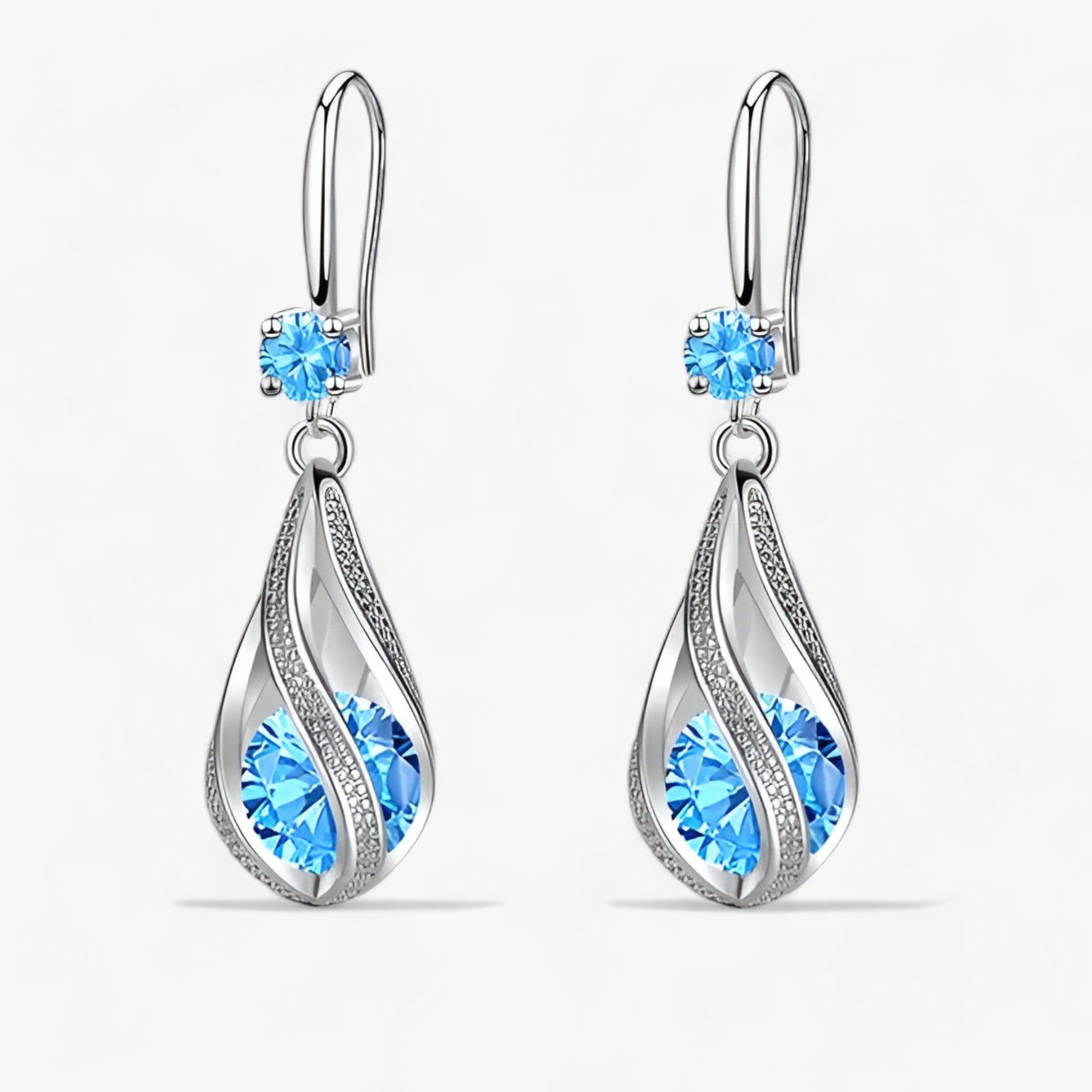 Orecchini in argento - Valorizzate il vostro look con cristalli scintillanti Donna - - 5g 65054 925 Classic cristalli donna drop earrings Fine Geometric jewelry look Mainland China Modyle No NONE orecchini party scintillanti silver Sterling valorizzate vostro Women - Concept Palermo