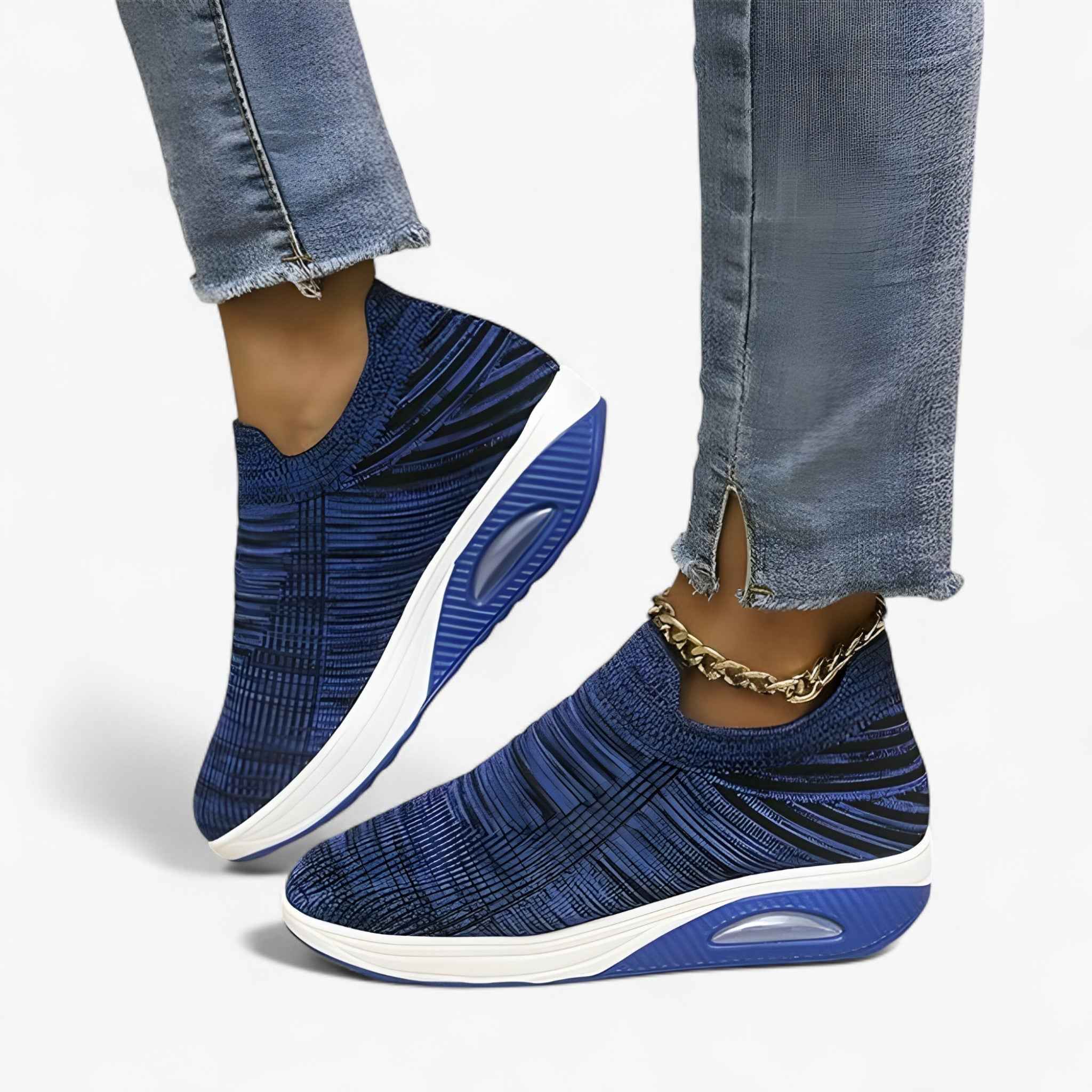 Sneaker Donna in Denim da Infilare - Bleu - #Hverdagssko baskets baskets femme cross-from-marche-lino-15831874568541 denim enfiler ErgonomiskKomfort femme New-google shoes shoes for women shoes woman Shoes women SlipOnSneakers - Concept Palermo