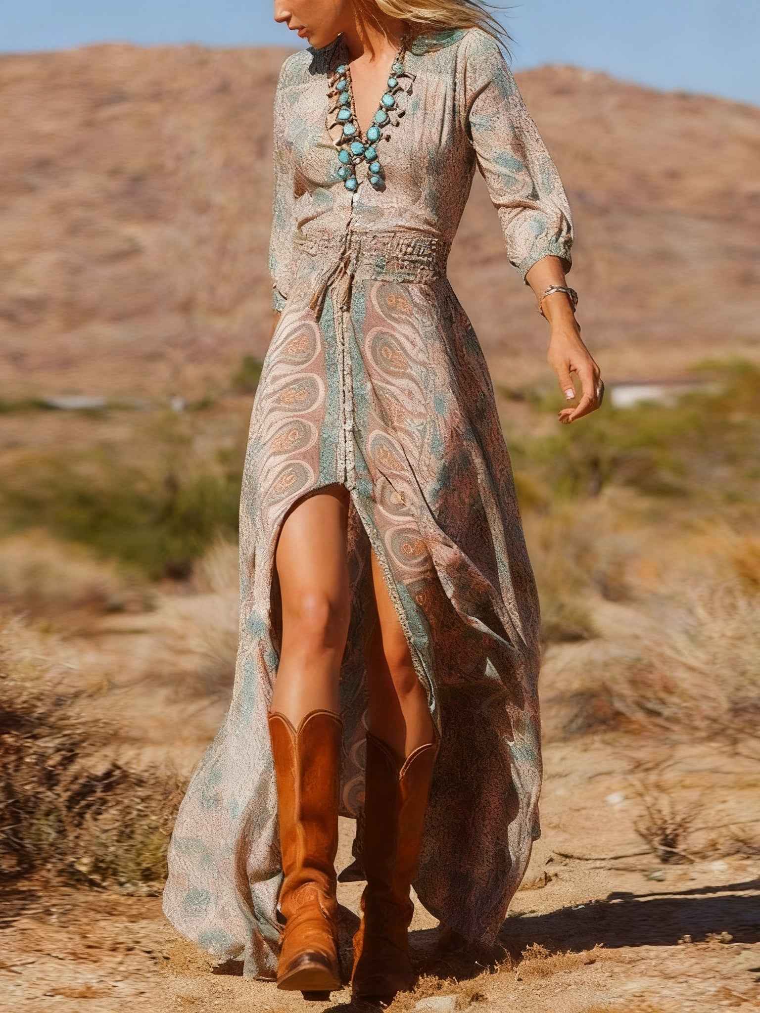 Abito lungo maxi bohémien con stampa stile Western e spacco