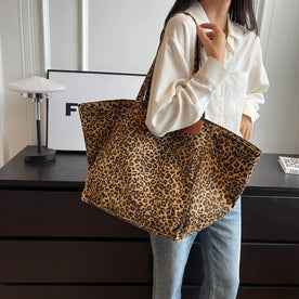 Savannah - grande borsa da tela oversize con stampa leopardata Donna - Marrone - bag bags borsa donna handbags leopardata oversize savannah stampa tela women Women's handbags - Concept Palermo