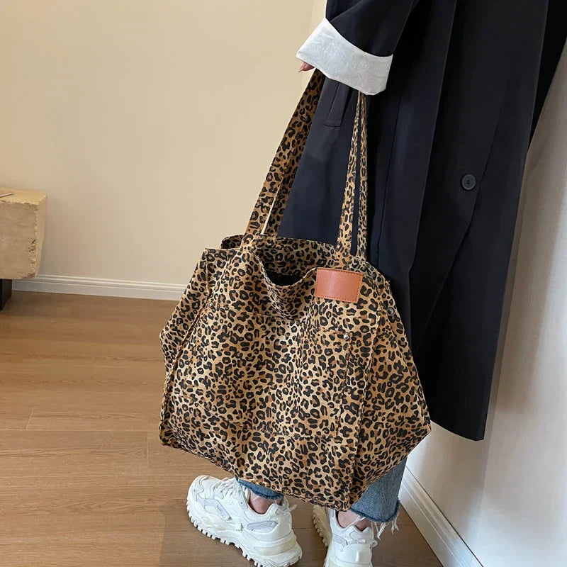 Savannah - grande borsa da tela oversize con stampa leopardata Donna - - bag bags borsa donna handbags leopardata oversize savannah stampa tela women Women's handbags - Concept Palermo