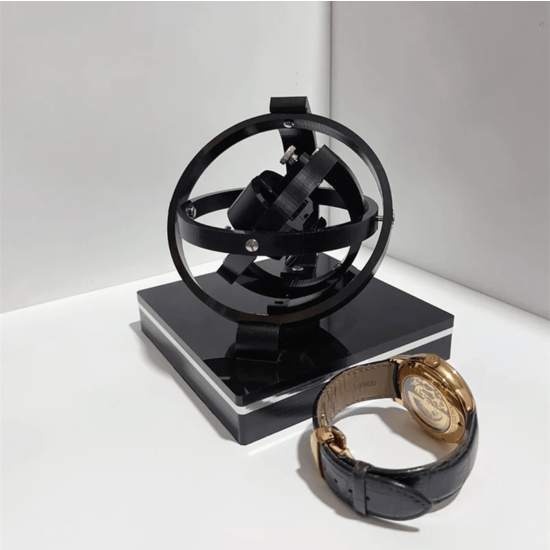 Orologio a carica automatica - Un pezzo da novanta per i vostri interni Oro Uomo - - automatica carica interni novanta orologio orologio a carica automatica - un pezzo da novanta per i vostri interni!- € orologio carica pezzo watch winder watches - Concept Palermo