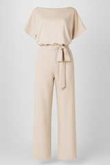 Elegante zwarte damesoverall met strakke broek en vloeiende chiffon mouwen